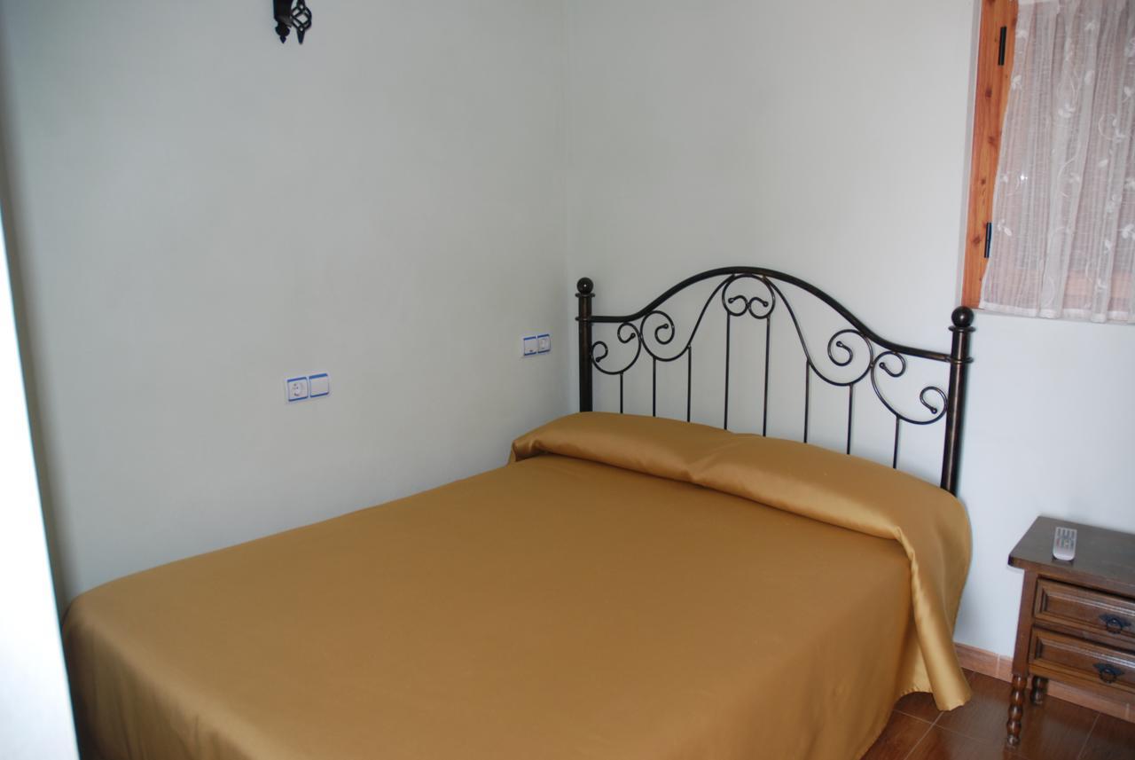 Casa Rural Teso De La Encina Villamor de los Escuderos Exteriör bild